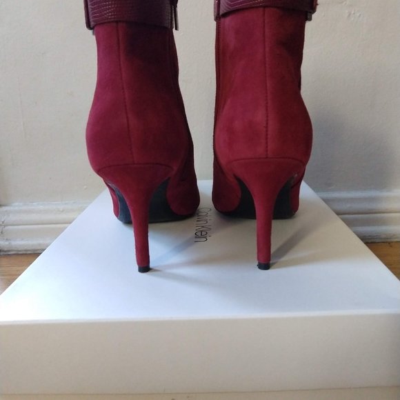 Calvin Klein Georgene Suede Booties Size 8.5 US - Picture 4 of 8